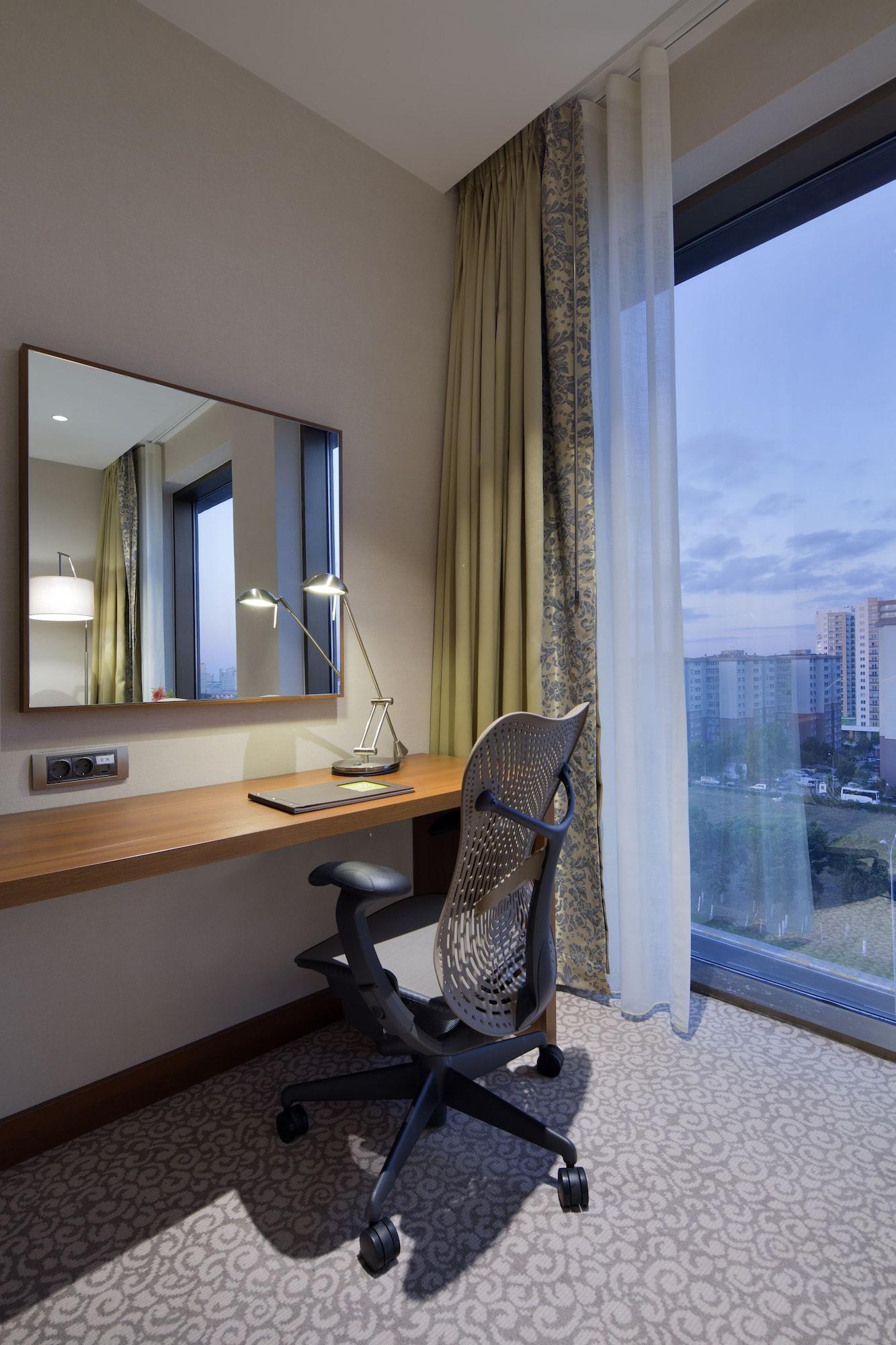 Hilton Garden Inn Istanbul Beylikduzu Buitenkant foto