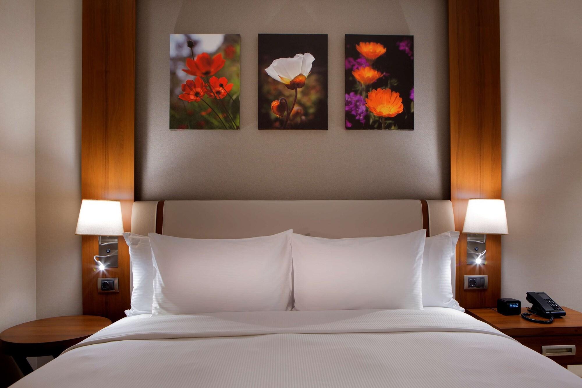 Hilton Garden Inn Istanbul Beylikduzu Buitenkant foto
