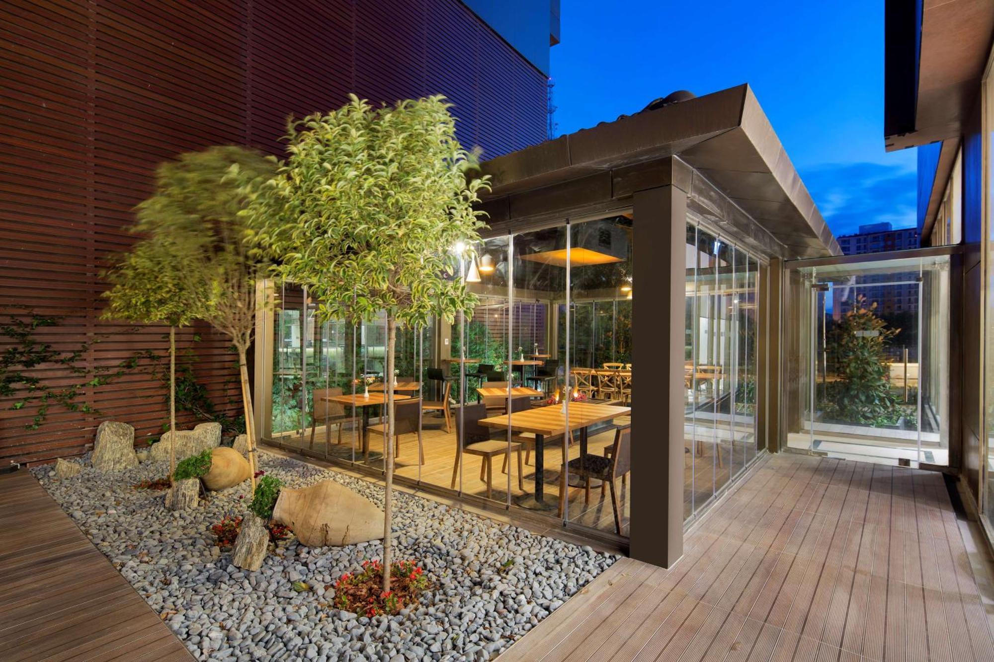 Hilton Garden Inn Istanbul Beylikduzu Buitenkant foto